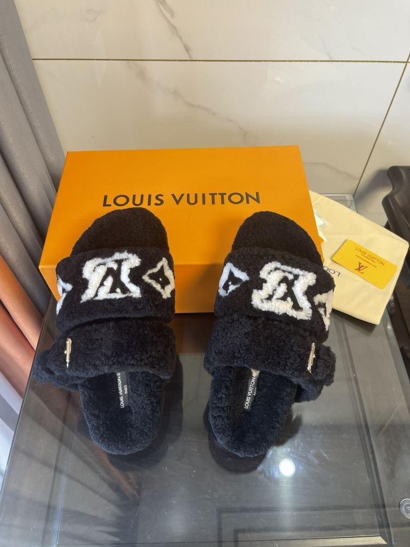 Louis Vuitton Slippers